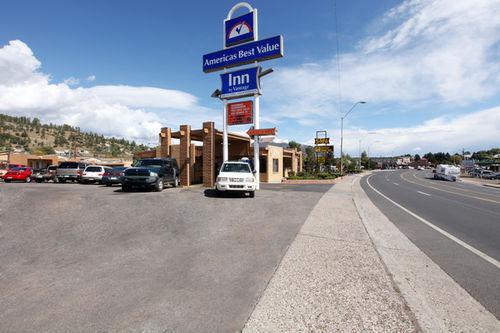 Snow Peak Inn Flagstaff Exterior photo